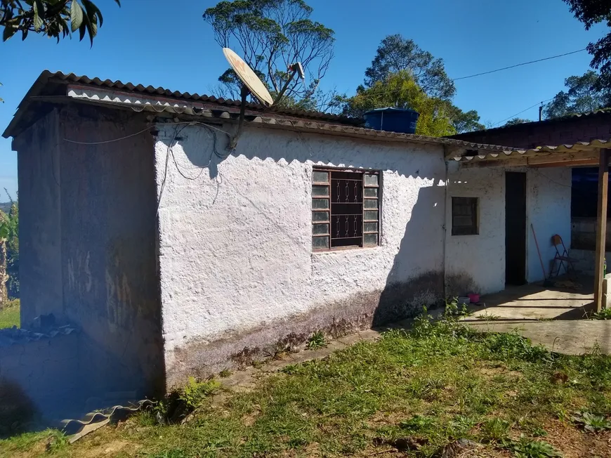 Foto 1 de Fazenda/Sítio com 2 Quartos à venda, 1000m² em Cipo Guacu, Embu-Guaçu