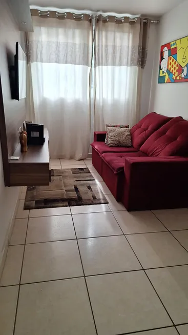 Foto 1 de Apartamento com 3 Quartos para alugar, 70m² em Glória, Macaé