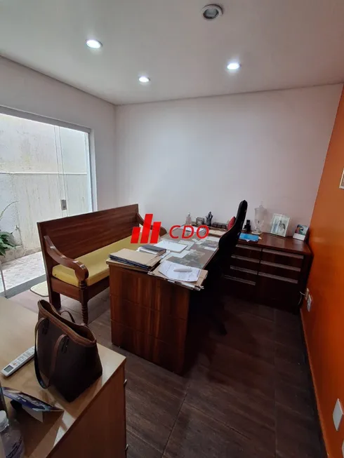 Foto 1 de Sala Comercial para alugar, 30m² em Jardim Piraçuama, São Paulo