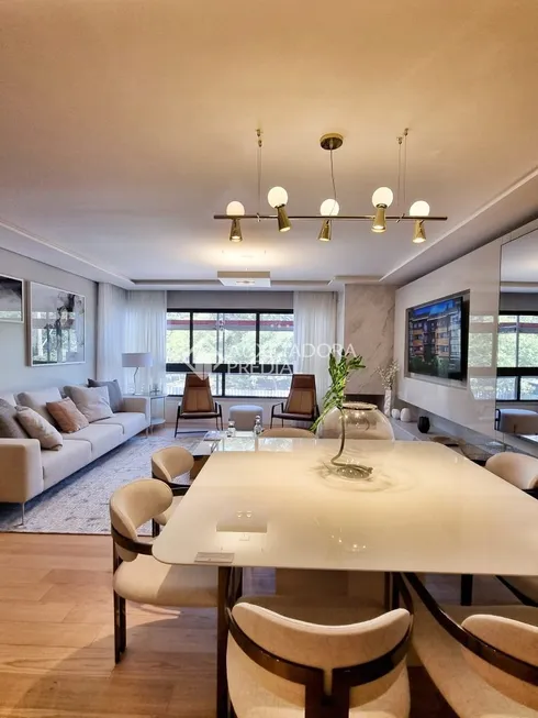 Foto 1 de Apartamento com 3 Quartos à venda, 170m² em Três Figueiras, Porto Alegre