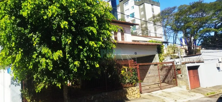 Foto 1 de Casa com 5 Quartos à venda, 300m² em Caiçaras, Belo Horizonte