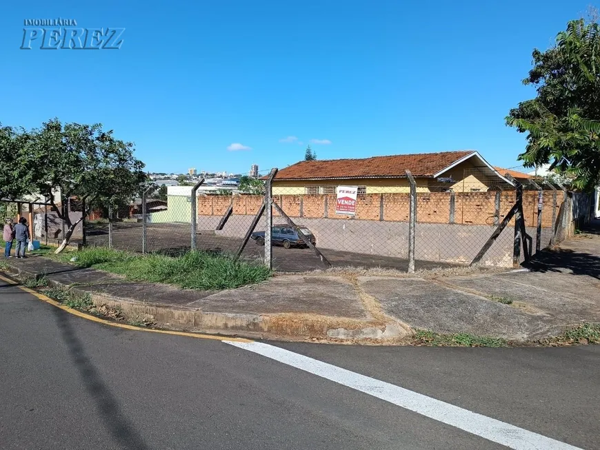 Foto 1 de Lote/Terreno à venda, 688m² em Alpes, Londrina