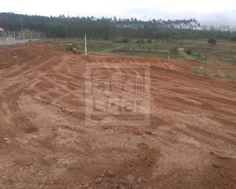 Foto 1 de Lote/Terreno à venda em Borda da Mata, Caçapava