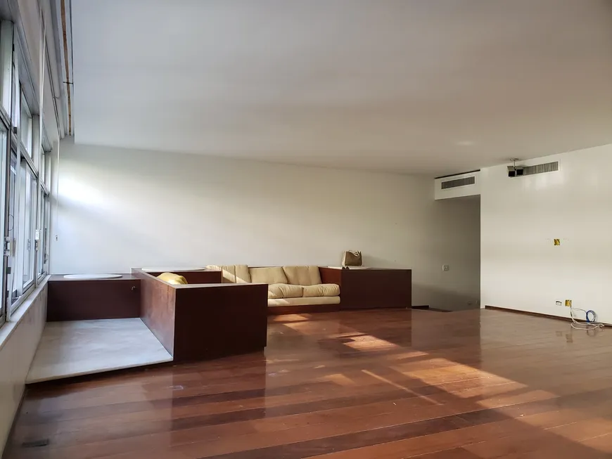 Foto 1 de Cobertura com 3 Quartos à venda, 320m² em Leblon, Rio de Janeiro