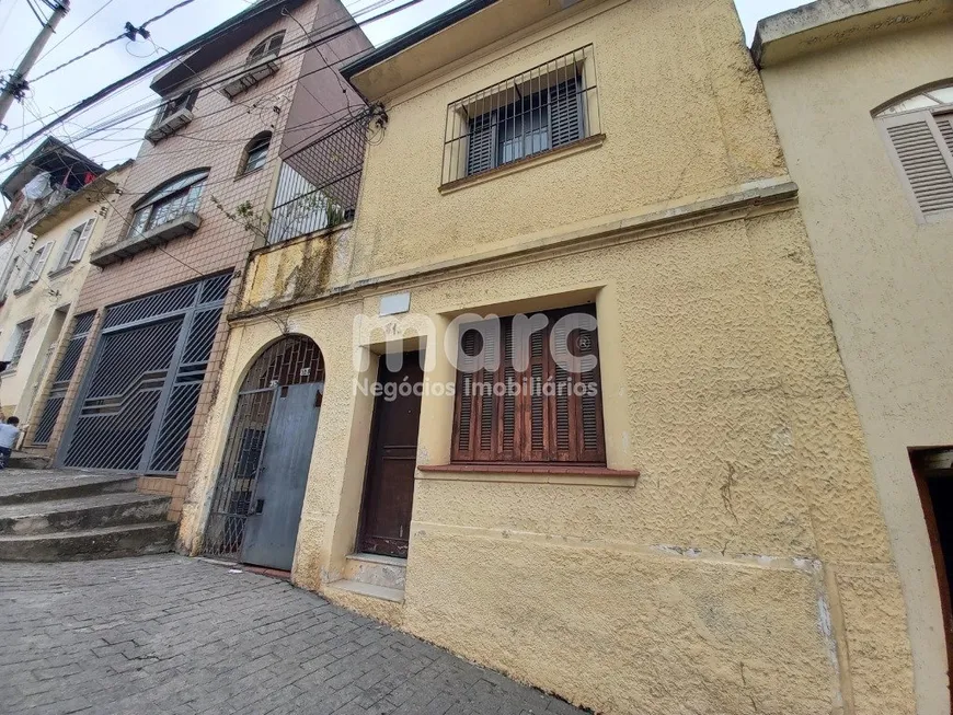 Foto 1 de Casa com 3 Quartos para venda ou aluguel, 130m² em Cambuci, São Paulo