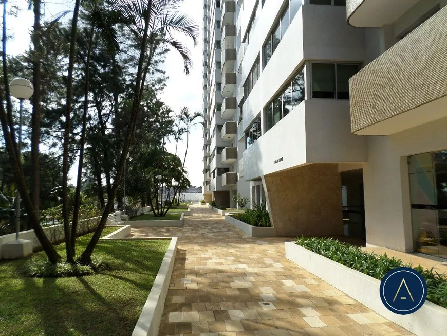 Foto 1 de Apartamento com 4 Quartos à venda, 180m² em Interlagos, São Paulo