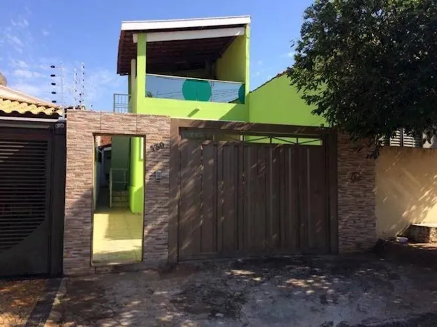Foto 1 de Casa com 2 Quartos à venda, 108m² em Residencial Comendador Pedro Monteleone, Catanduva