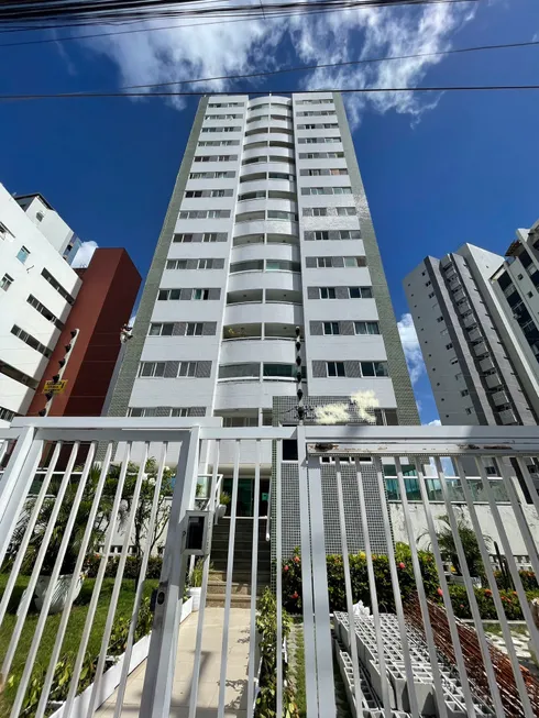 Foto 1 de Apartamento com 3 Quartos à venda, 70m² em Costa Azul, Salvador