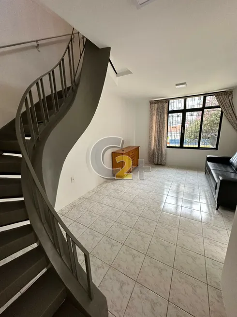 Foto 1 de Sobrado com 2 Quartos para alugar, 125m² em Vila Madalena, São Paulo