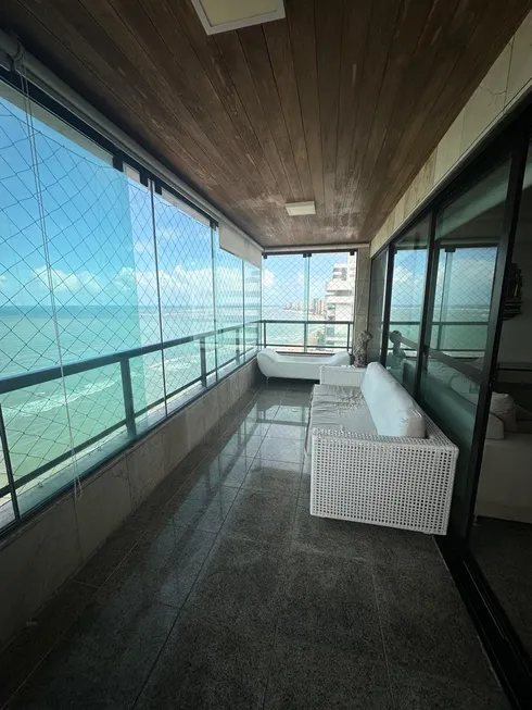 Foto 1 de Apartamento com 4 Quartos para alugar, 350m² em Piedade, Jaboatão dos Guararapes