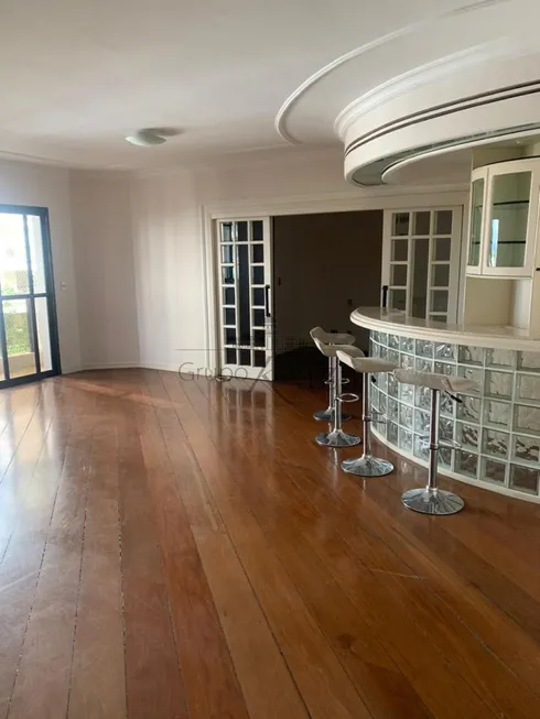 Foto 1 de Apartamento com 3 Quartos para alugar, 169m² em Parque Residencial Aquarius, São José dos Campos