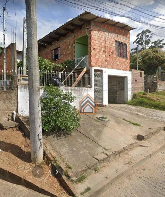 Foto 1 de Casa com 3 Quartos à venda, 250m² em Tijuca, Alvorada