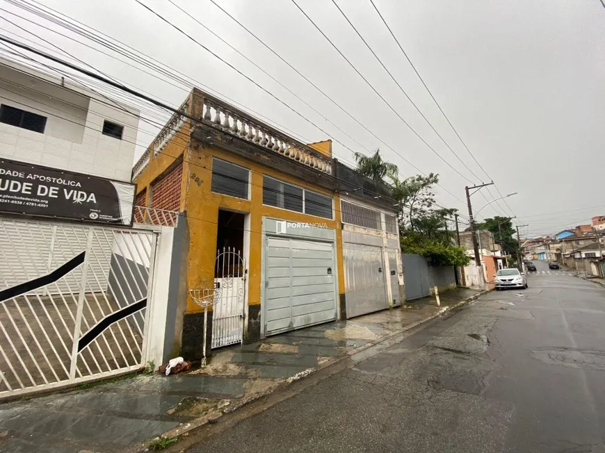 Foto 1 de Casa com 3 Quartos à venda, 156m² em Jardim Pinheirinho, Embu das Artes