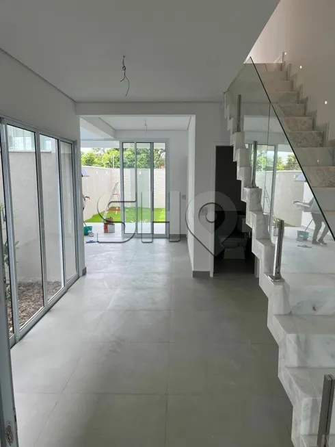 Foto 1 de Casa de Condomínio com 3 Quartos à venda, 127m² em Jardim Semiramis, Cotia