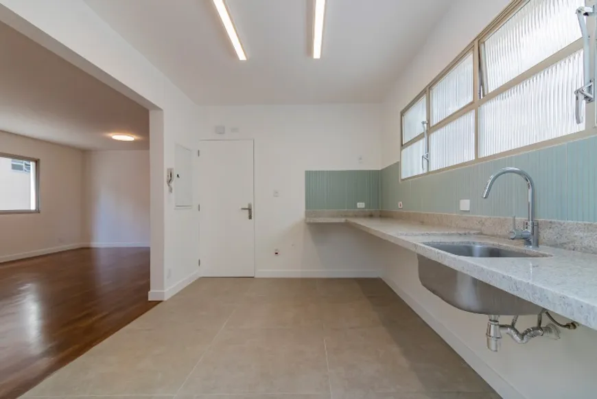 Foto 1 de Apartamento com 2 Quartos à venda, 102m² em Santa Cecília, São Paulo