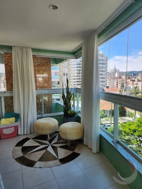 Foto 1 de Apartamento com 3 Quartos à venda, 93m² em Trindade, Florianópolis