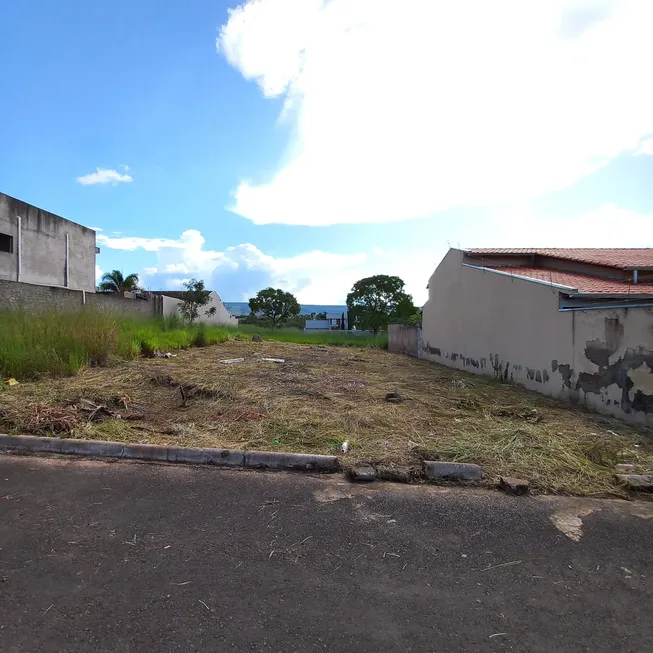 Foto 1 de Lote/Terreno à venda, 360m² em Centro, Caldas Novas