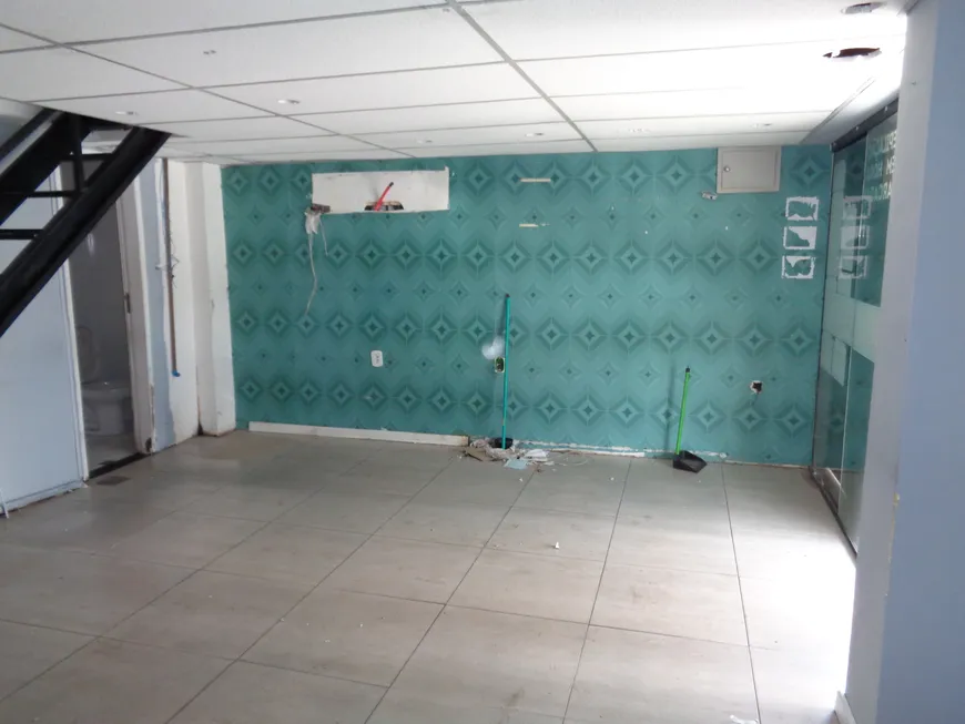 Foto 1 de Ponto Comercial para alugar, 50m² em Rocha Miranda, Rio de Janeiro