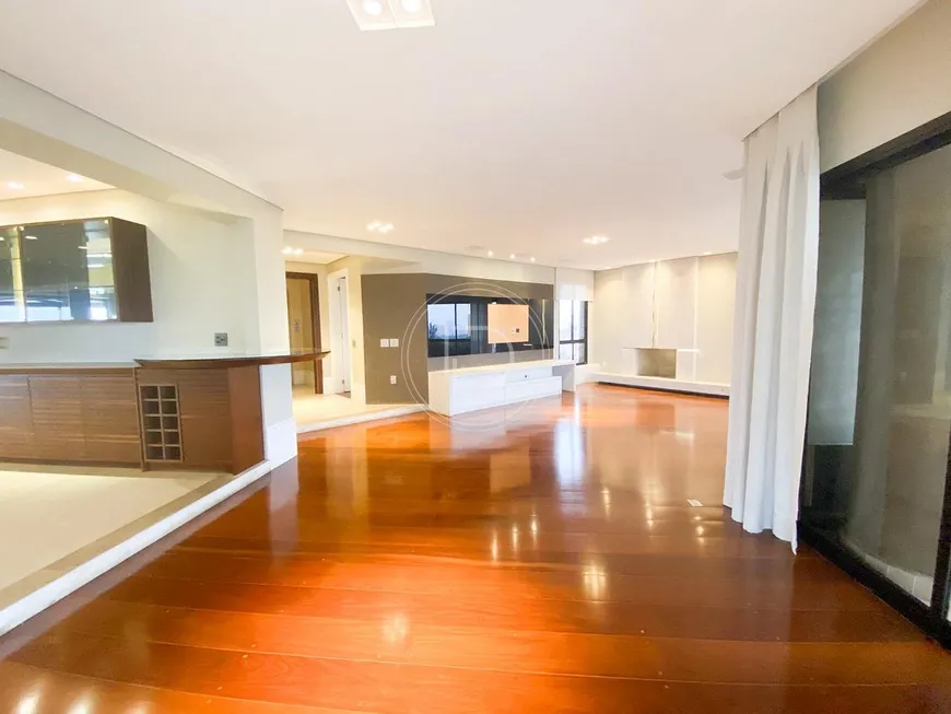 Foto 1 de Apartamento com 4 Quartos para alugar, 370m² em Paraíso do Morumbi, São Paulo
