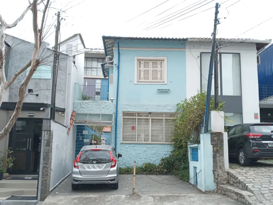 Foto 1 de Sobrado com 1 Quarto para alugar, 163m² em Vila Madalena, São Paulo