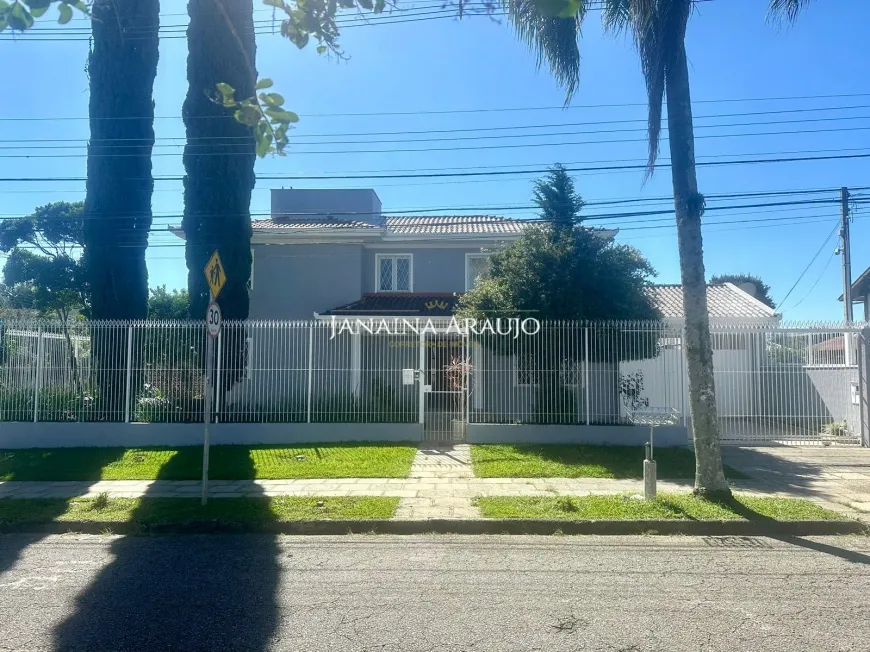 Foto 1 de Casa com 4 Quartos à venda, 236m² em Santa Quitéria, Curitiba
