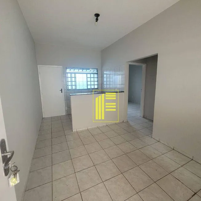 Foto 1 de Casa com 2 Quartos para alugar, 50m² em Vila Ipiranga, São José do Rio Preto