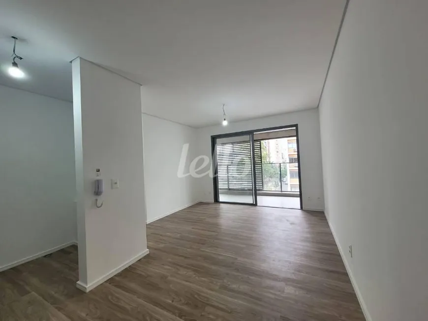 Foto 1 de Apartamento com 2 Quartos para alugar, 64m² em Jardins, São Paulo