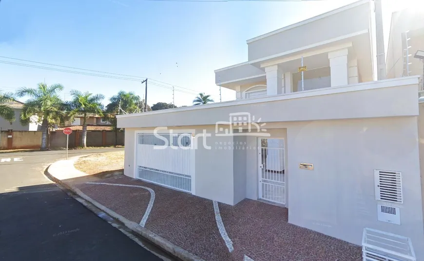 Foto 1 de Sobrado com 4 Quartos à venda, 350m² em Cidade Jardim, Rio Claro