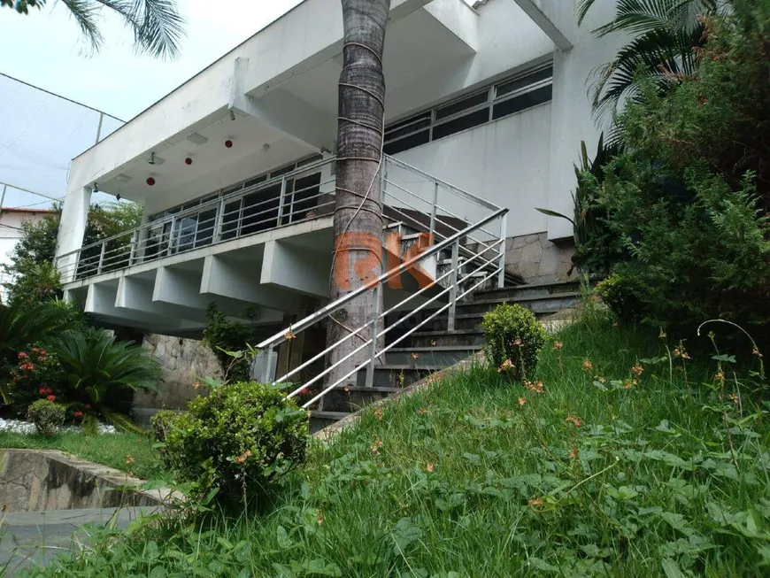 Foto 1 de Casa com 4 Quartos para alugar, 604m² em São Luíz, Belo Horizonte