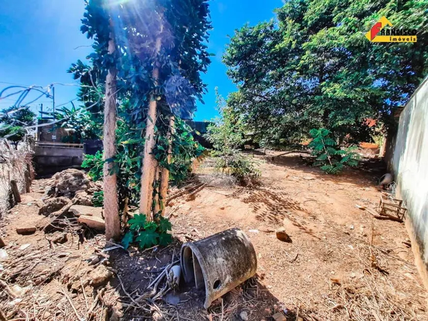 Foto 1 de Lote/Terreno à venda, 300m² em Santa Rosa, Divinópolis