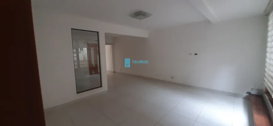 Foto 1 de Casa com 2 Quartos para venda ou aluguel, 230m² em Indianópolis, São Paulo