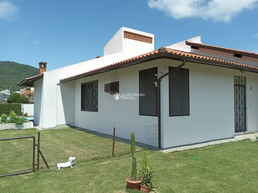 Foto 1 de Casa com 4 Quartos à venda, 223m² em Santa Mônica, Florianópolis