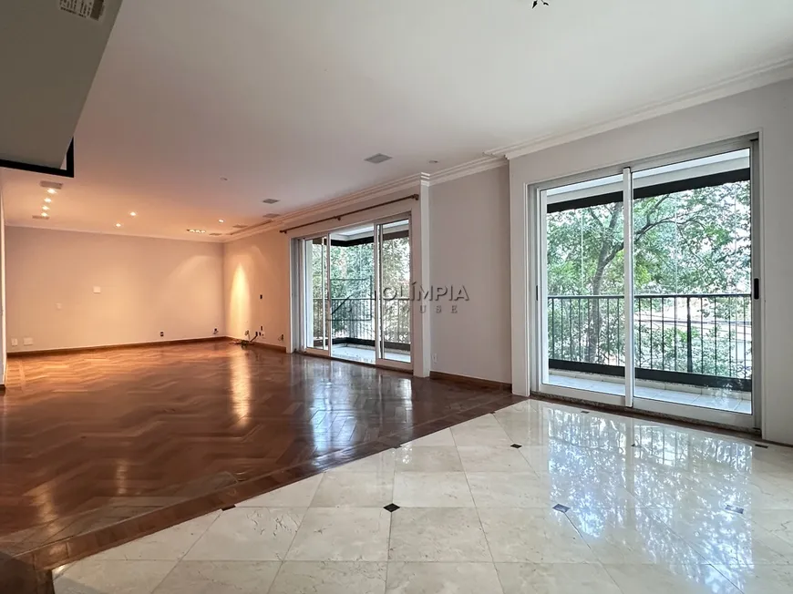 Foto 1 de Apartamento com 3 Quartos para alugar, 226m² em Pinheiros, São Paulo