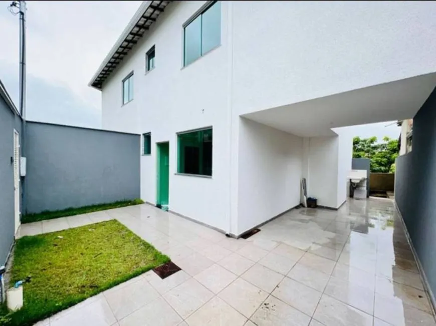 Foto 1 de Casa com 3 Quartos à venda, 85m² em Santa Mônica, Belo Horizonte