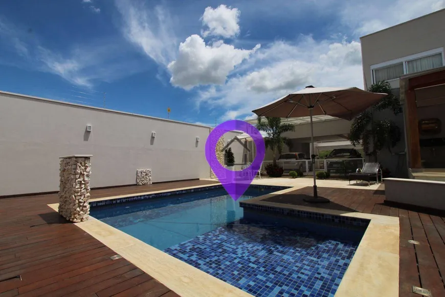 Foto 1 de Casa com 3 Quartos à venda, 530m² em Colina de Santa Barbara, Pouso Alegre