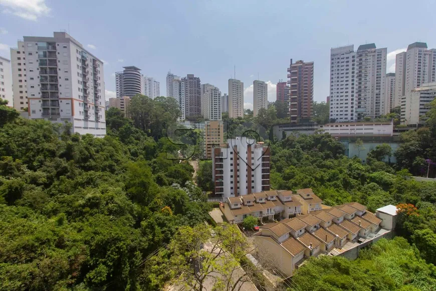 Foto 1 de Apartamento com 3 Quartos para alugar, 272m² em Morumbi, São Paulo