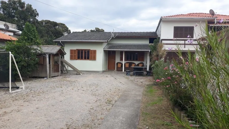 Foto 1 de Casa com 2 Quartos à venda, 96m² em Campo D una, Garopaba