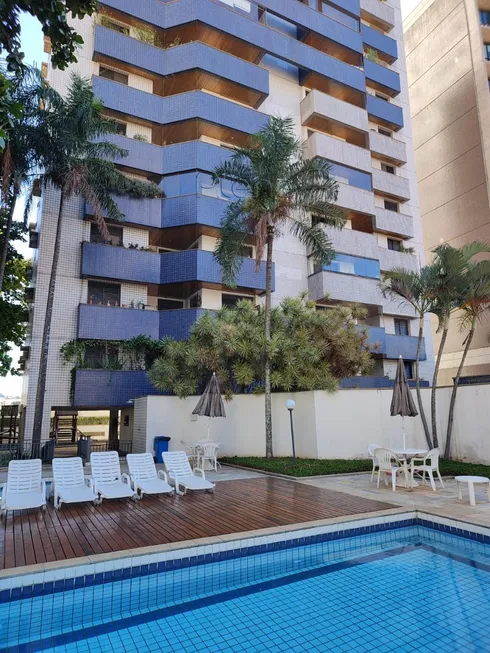 Foto 1 de Apartamento com 4 Quartos à venda, 165m² em Cambuí, Campinas