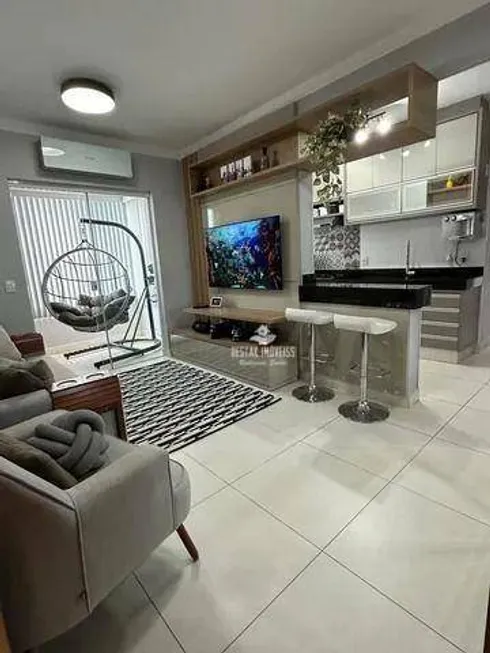 Foto 1 de Apartamento com 3 Quartos à venda, 89m² em Presidente Roosevelt, Uberlândia