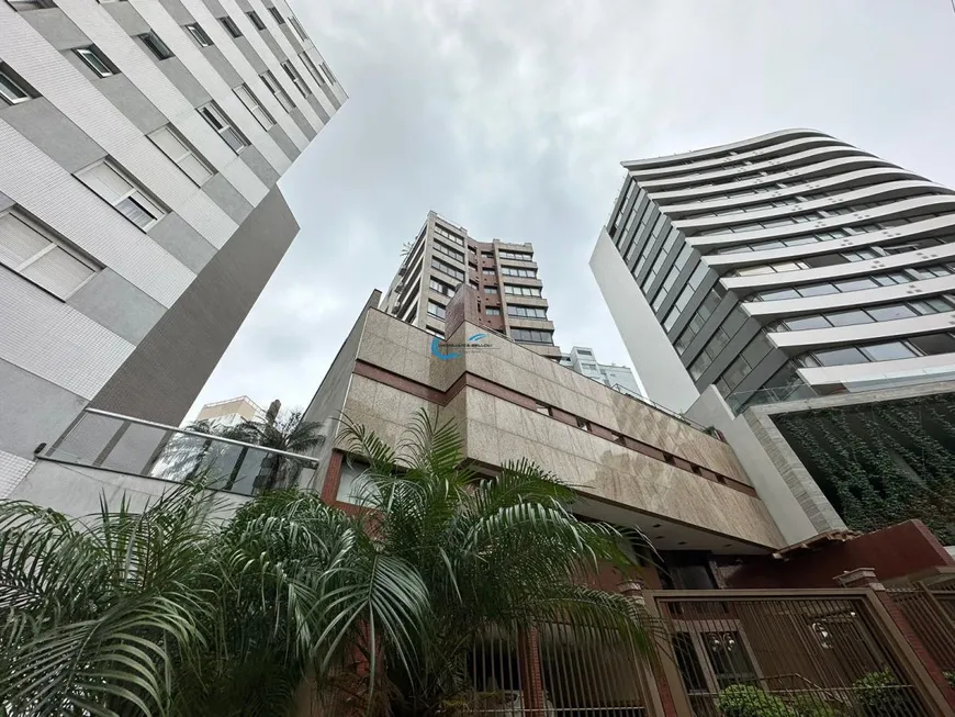 Foto 1 de Cobertura com 2 Quartos à venda, 209m² em Bela Vista, Porto Alegre