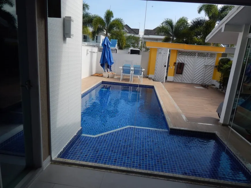 Foto 1 de Casa com 4 Quartos à venda, 325m² em Barra da Tijuca, Rio de Janeiro