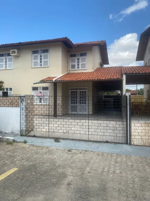 Foto 1 de Casa com 4 Quartos à venda, 144m² em Itaperi, Fortaleza