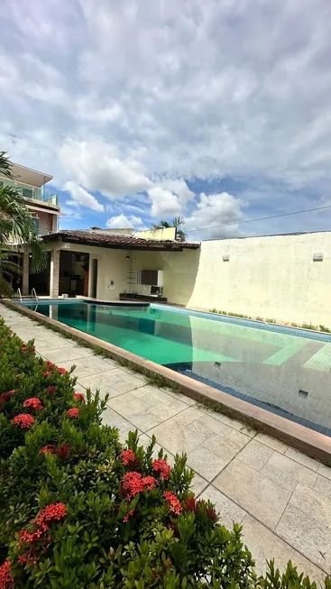 Foto 1 de Sobrado com 5 Quartos para alugar, 500m² em Parque Dez de Novembro, Manaus