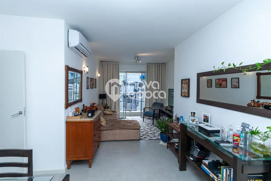 Foto 1 de Apartamento com 2 Quartos à venda, 85m² em Leme, Rio de Janeiro