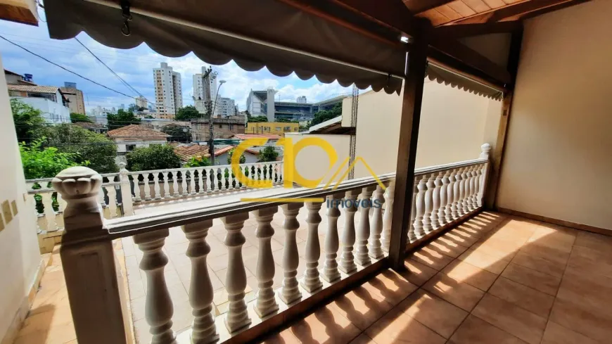 Foto 1 de Casa com 3 Quartos à venda, 227m² em Santa Tereza, Belo Horizonte