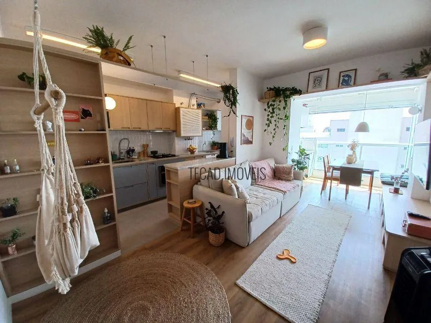 Foto 1 de Apartamento com 2 Quartos à venda, 65m² em Liberdade, São Paulo