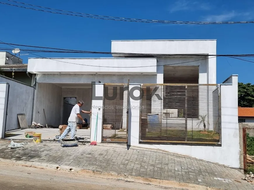 Foto 1 de Casa com 3 Quartos à venda, 160m² em Santa Helena, Valinhos