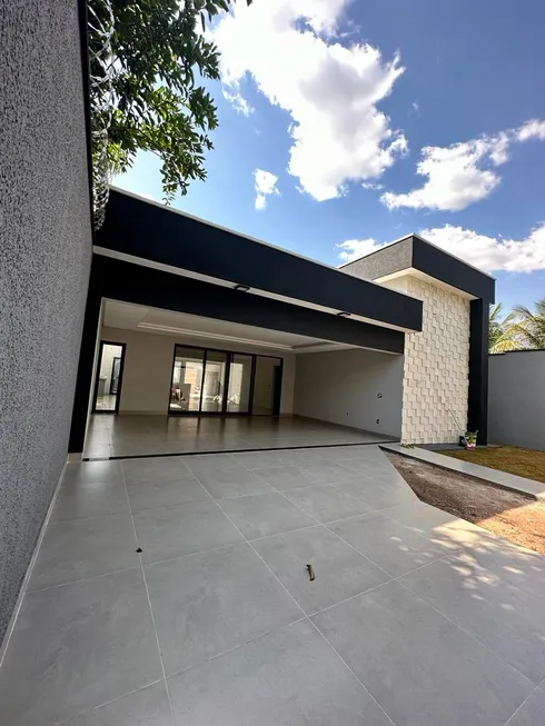 Foto 1 de Casa com 3 Quartos à venda, 188m² em Residencial Vale do Araguaia , Goiânia