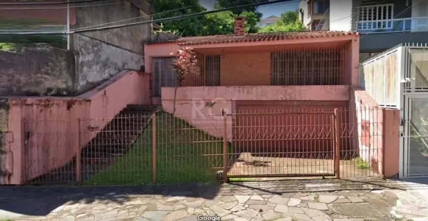 Foto 1 de Casa com 3 Quartos à venda, 205m² em Menino Deus, Porto Alegre