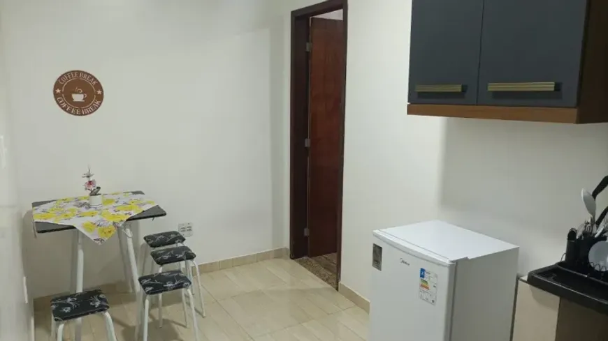 Foto 1 de Kitnet com 1 Quarto para alugar, 35m² em Braga, Cabo Frio